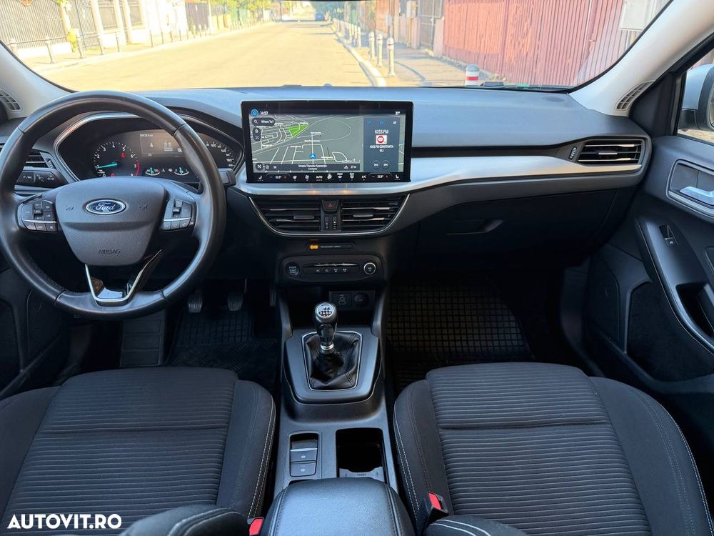 Ford Focus 1.0 EcoBoost Titanium - 18