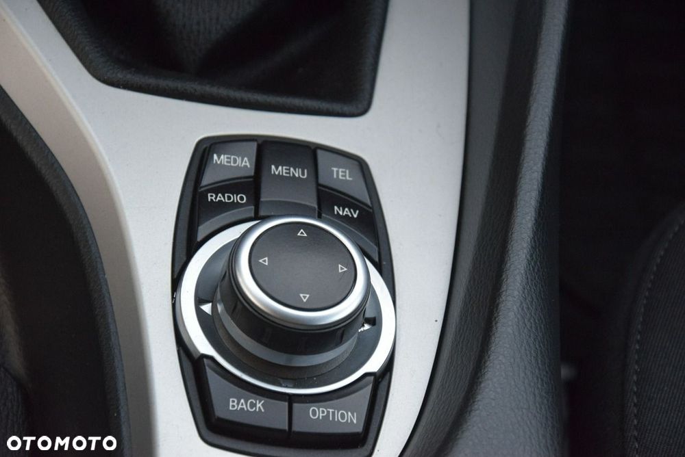 BMW X1 xDrive18d - 29