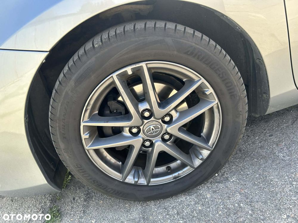 Toyota Auris - 15