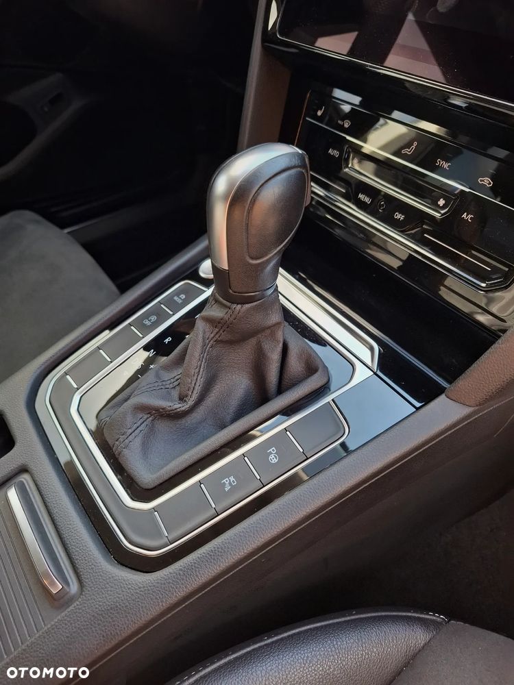 Volkswagen Arteon 2.0 TDI SCR DSG Elegance - 13