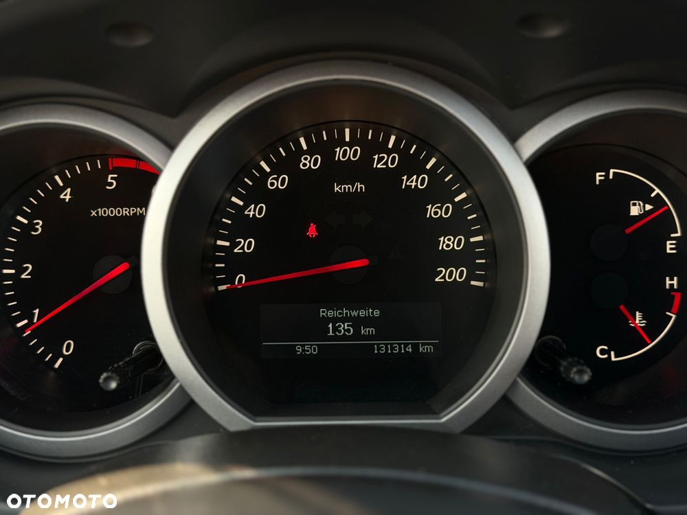 Suzuki Grand Vitara 1.9 DDiS Premium EU5 - 22