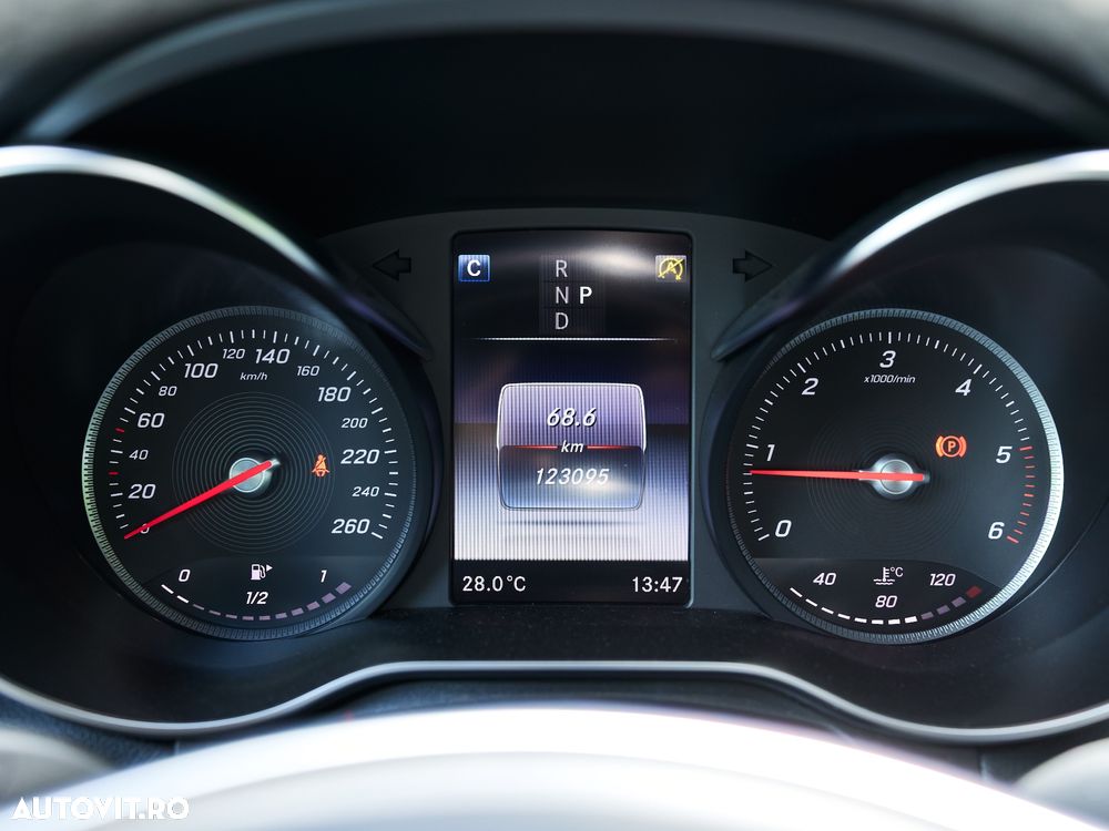 MERCEDES-BENZ GLC 2019 — imagine 74