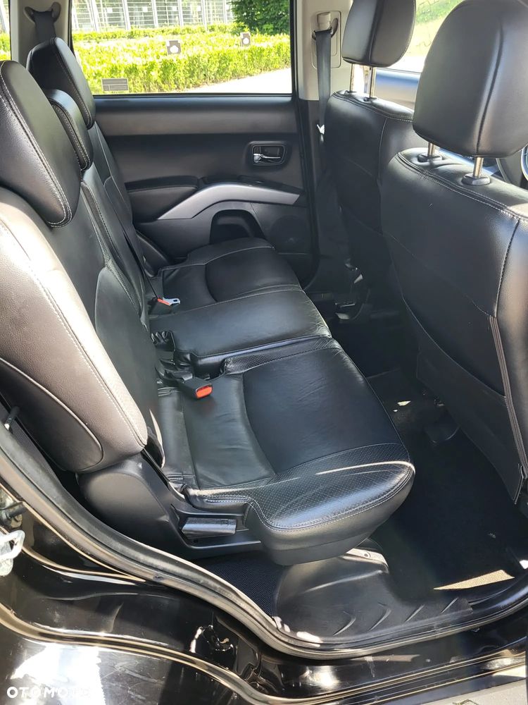 Mitsubishi Outlander 2.2 DID Instyle - 14