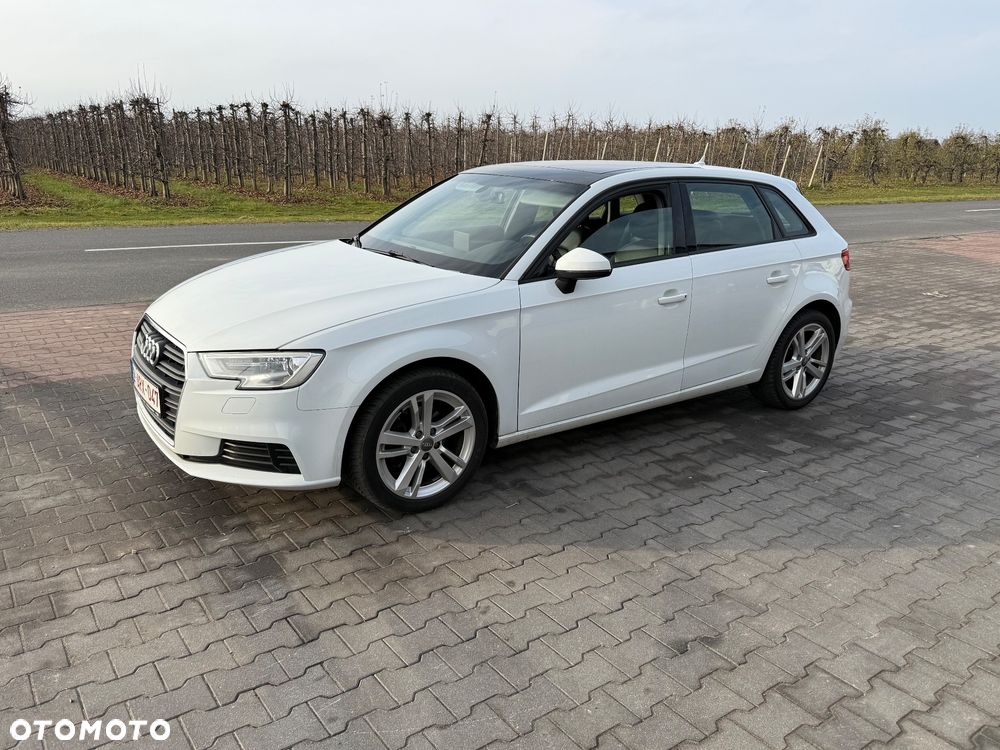 Audi A3 Sportback 1.6 TDI (clean diesel) S tronic Attraction - 8