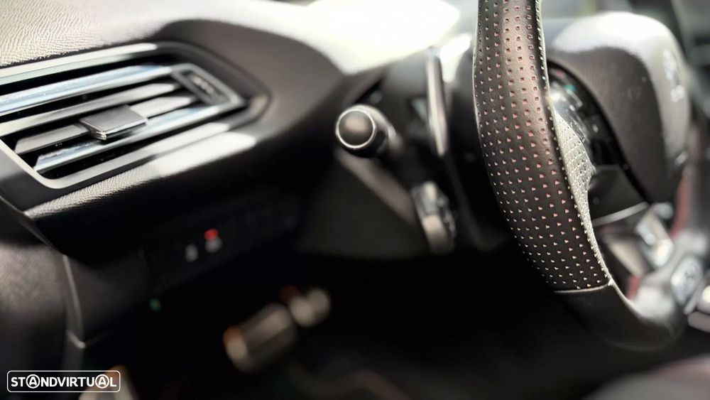 Peugeot 308 SW 1.5 BlueHDi GT Line EAT8 - 17