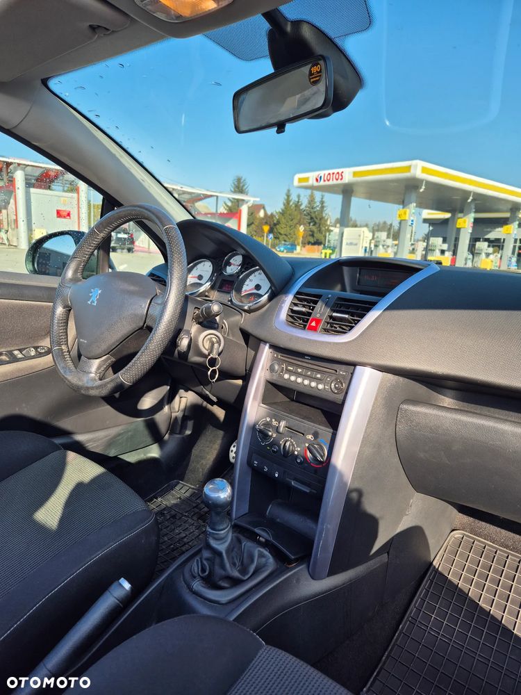 Peugeot 207 CC - 9
