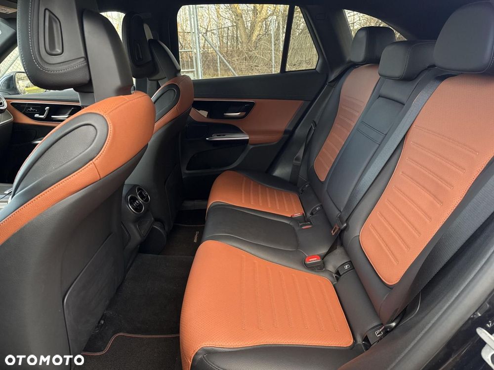 Mercedes-Benz GLC - 19