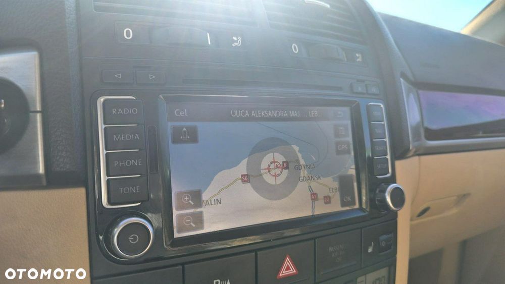 Volkswagen Touareg - 11