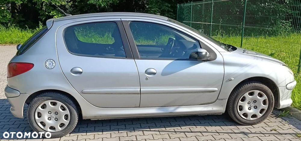 Peugeot 206 1.4 Trendy - 1
