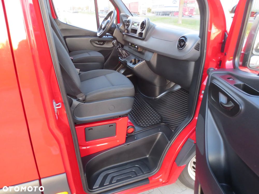 Mercedes-Benz SPRINTER L2H2  SALON POLSKA ORYGINAŁ NISKI PRZEBIEG - 19