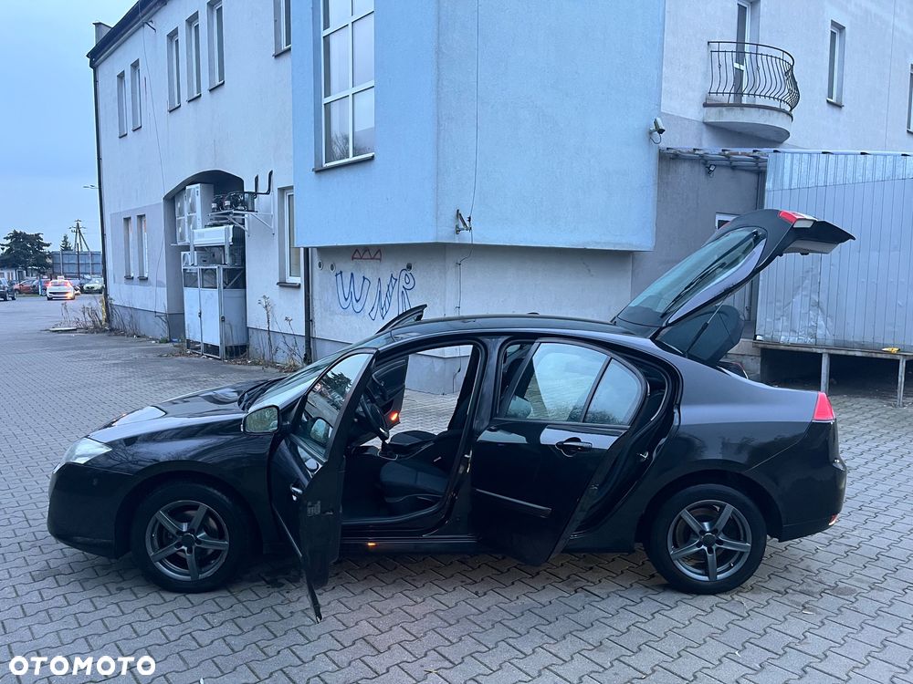 Renault Laguna 1.6 16V Authentique - 17