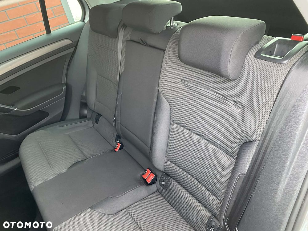 Volkswagen Golf 1.6 TDI BlueMotion Technology DSG Comfortline - 15