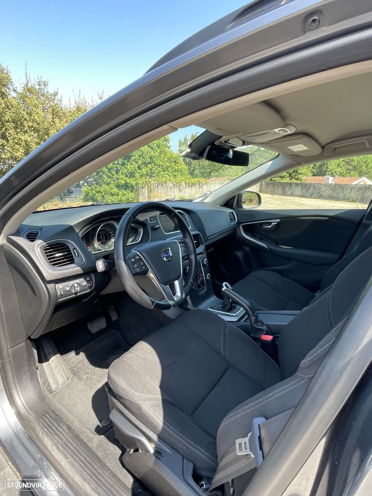 Volvo V40 Cross Country 1.6 D2 Kinetic Powershift - 10