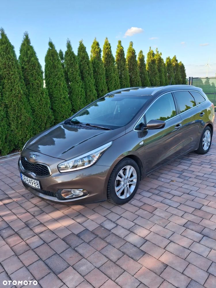 Kia Ceed Cee'd 1.6 GDI L - 1