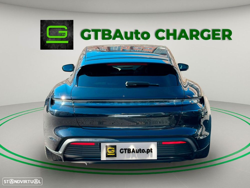 Porsche Taycan Sport Turismo - 14