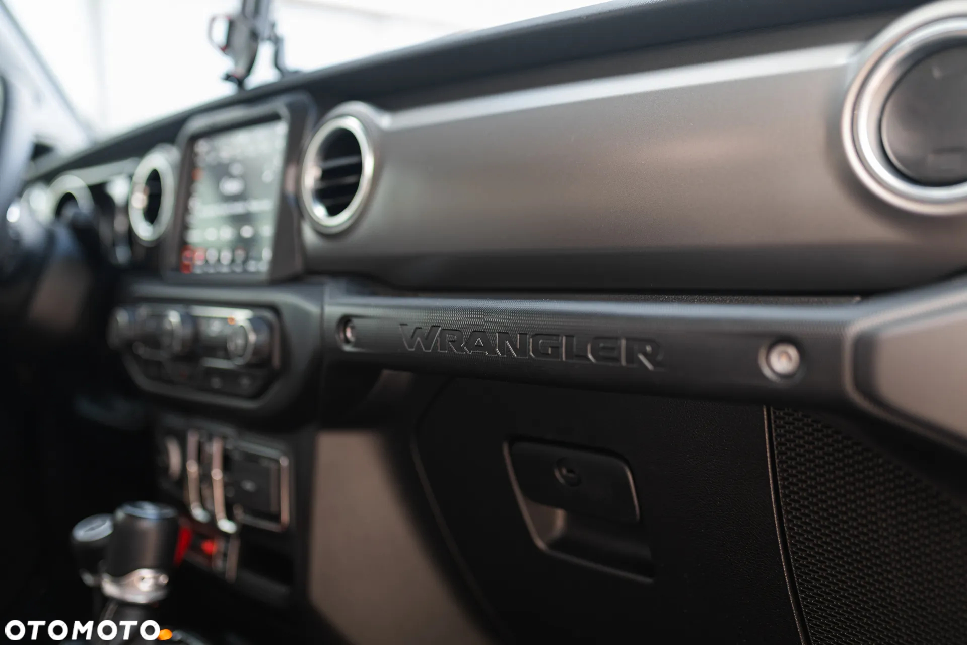 Jeep Inny - 19