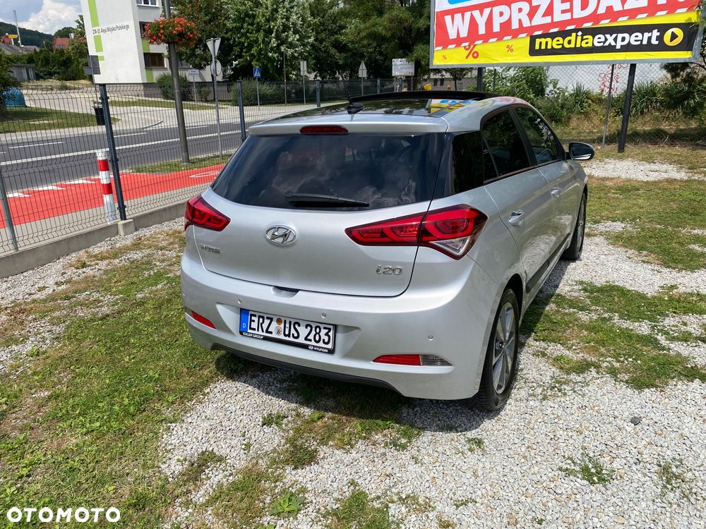 Hyundai i20 1.4 YES Gold - 15