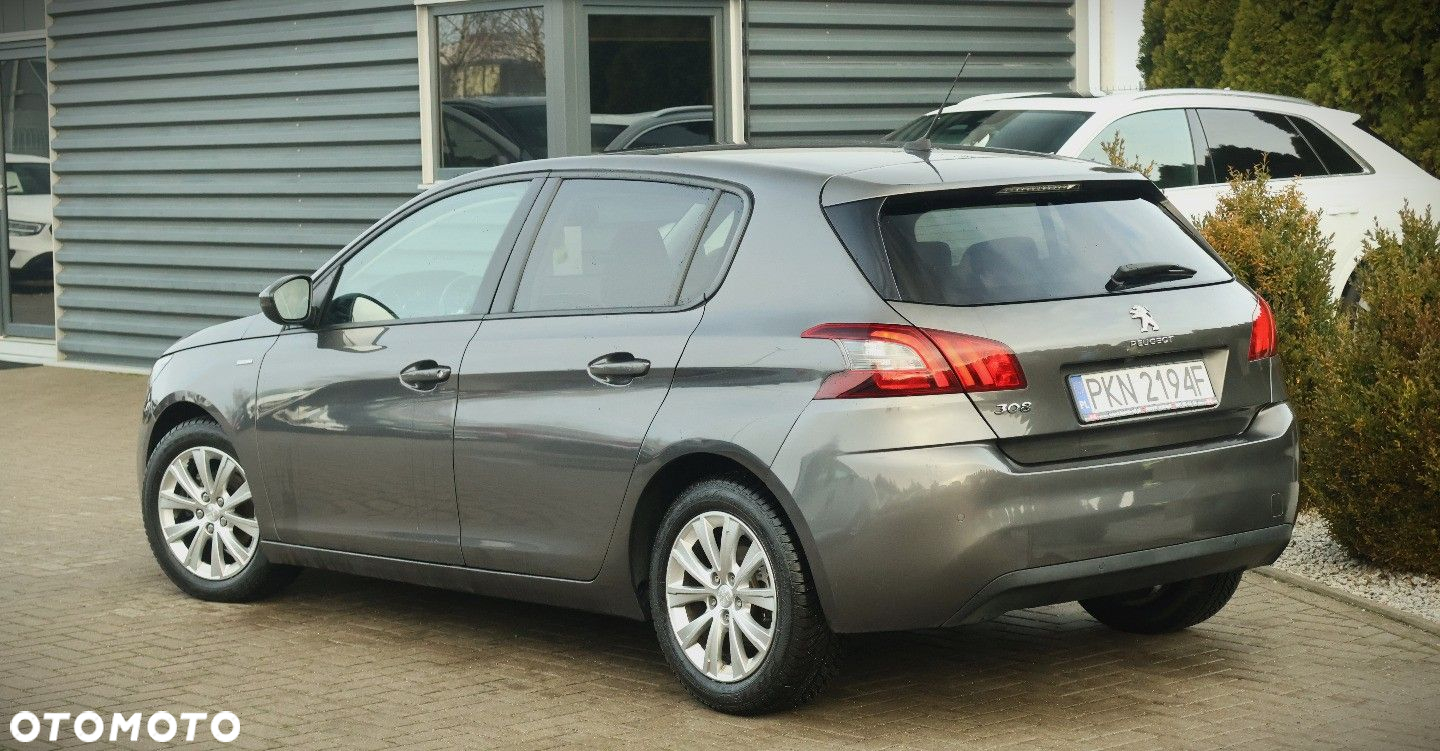 Peugeot 308 - 5