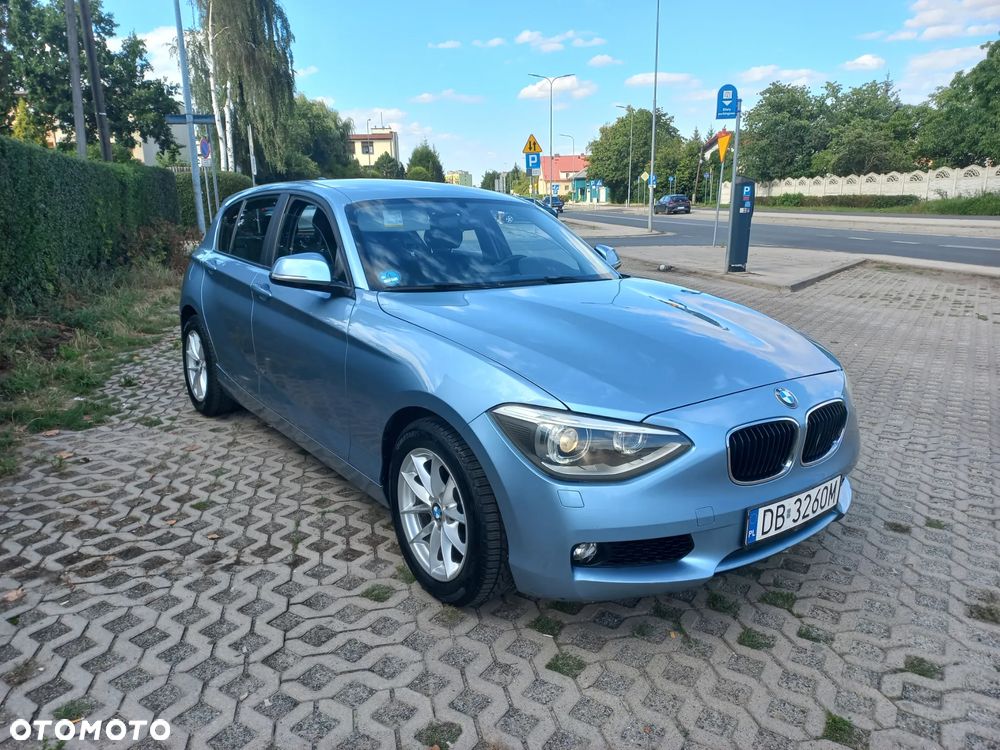 BMW Seria 1 118i Sport Line - 2