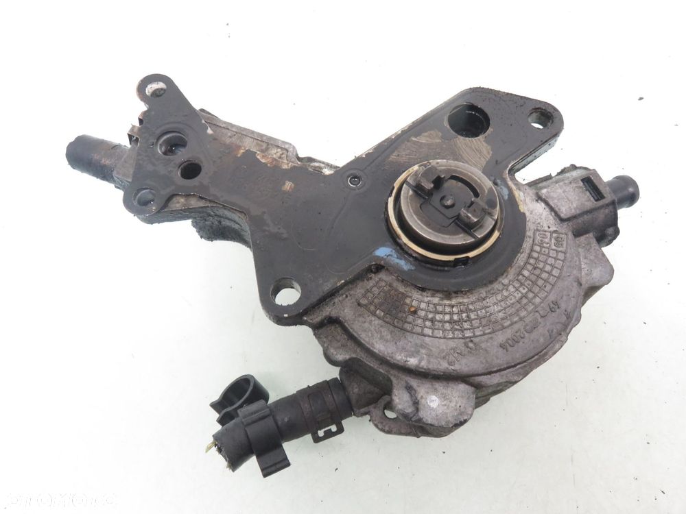 POMPA VACUM VW PASSAT B5 FL 1.9 TDI 038145215 038145209H - 1