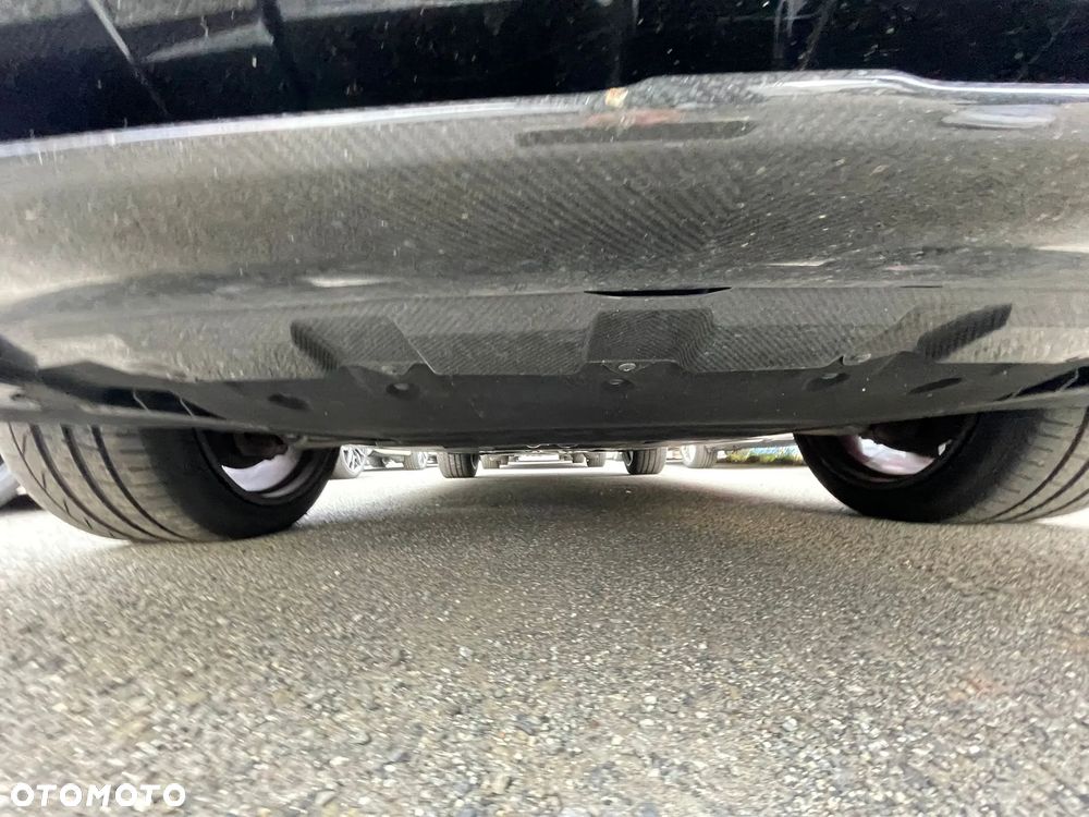 Bentley Bentayga W12 - 20