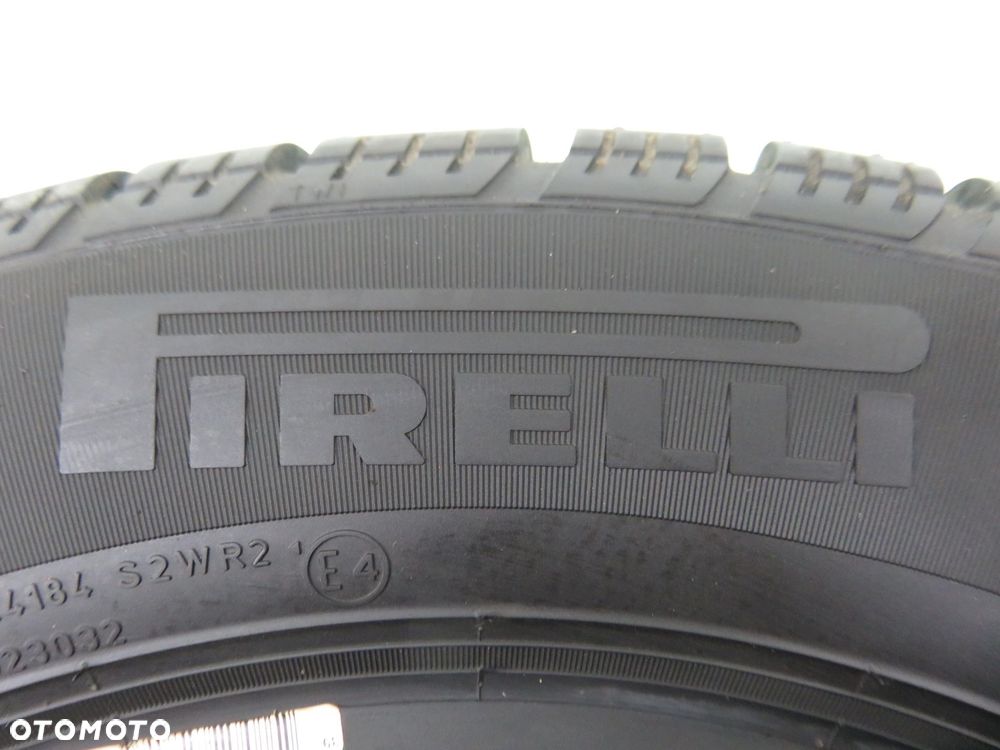 2X 175/65R15 OPONY ZIMOWE Pirelli Snow Control Serie III 84H - 2