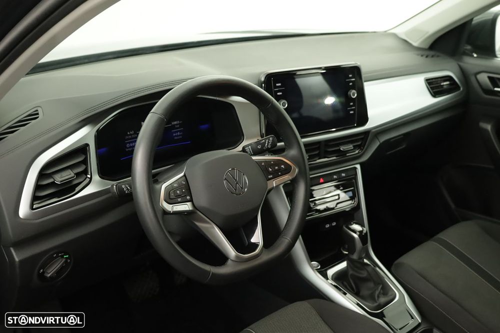 VW T-Roc 1.5 TSI Urban DSG - 7