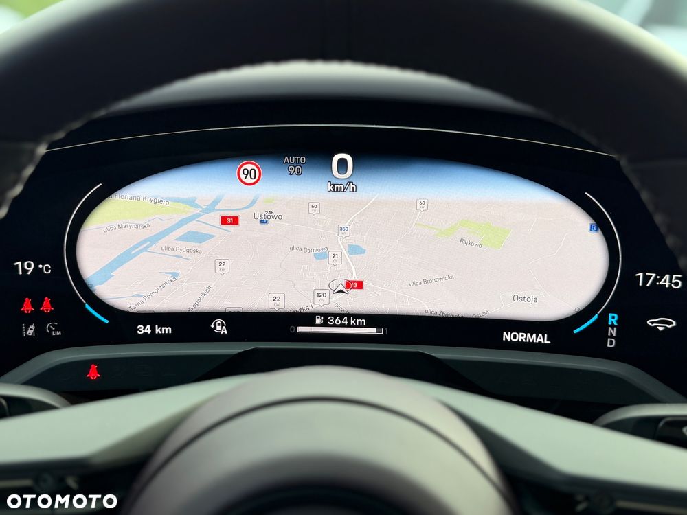 Porsche Taycan 105kWh Performance Plus - 39