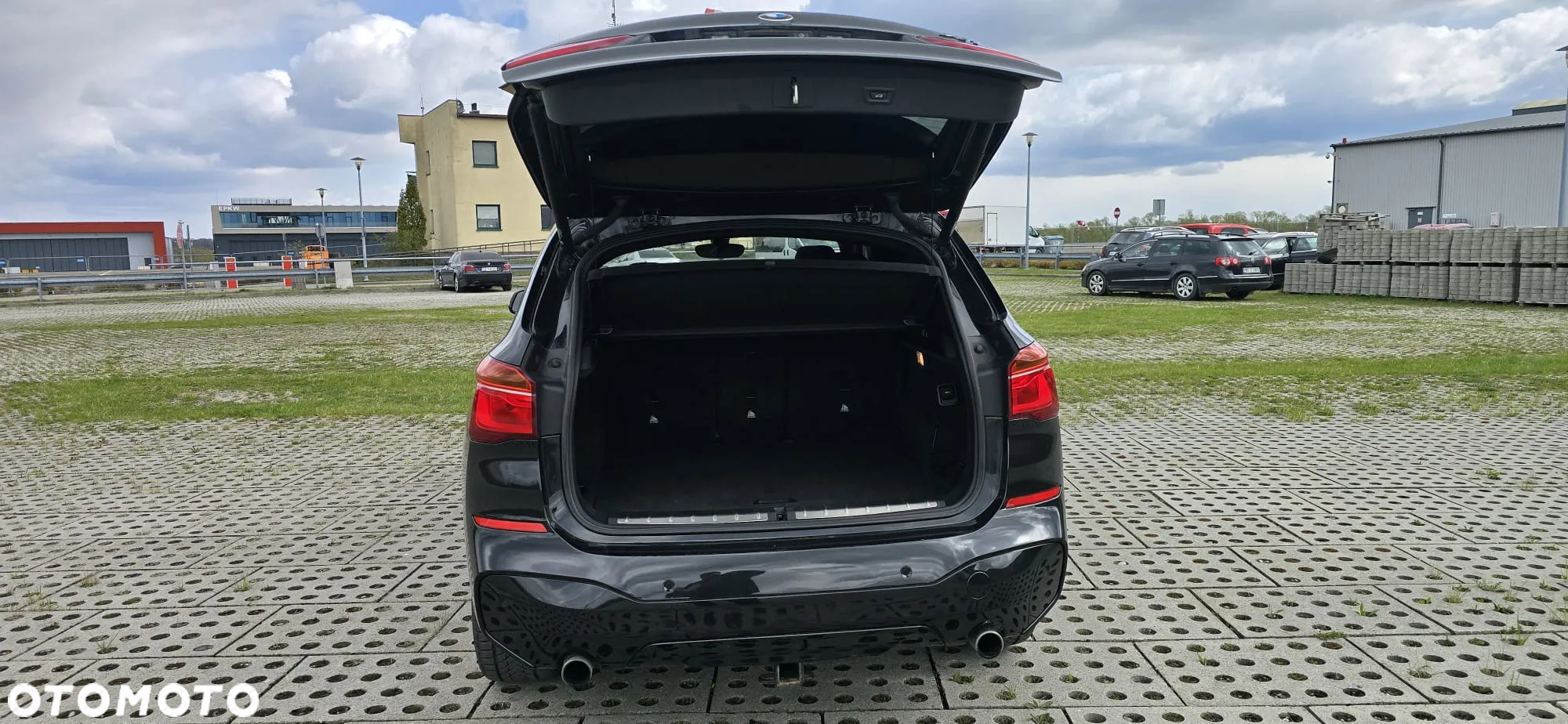 BMW X1 xDrive28i - 8