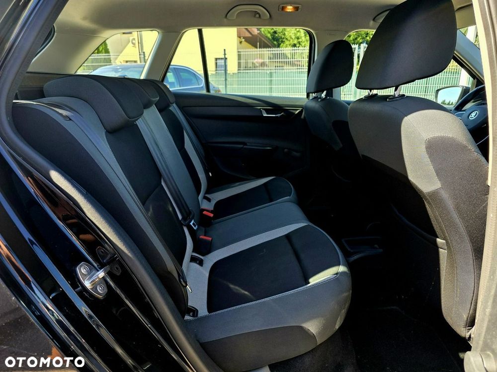 Skoda Fabia 1.2 TSI Active - 13