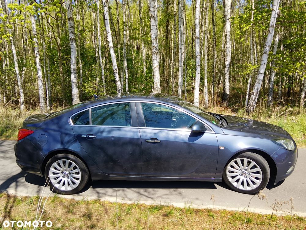 Opel Insignia - 25