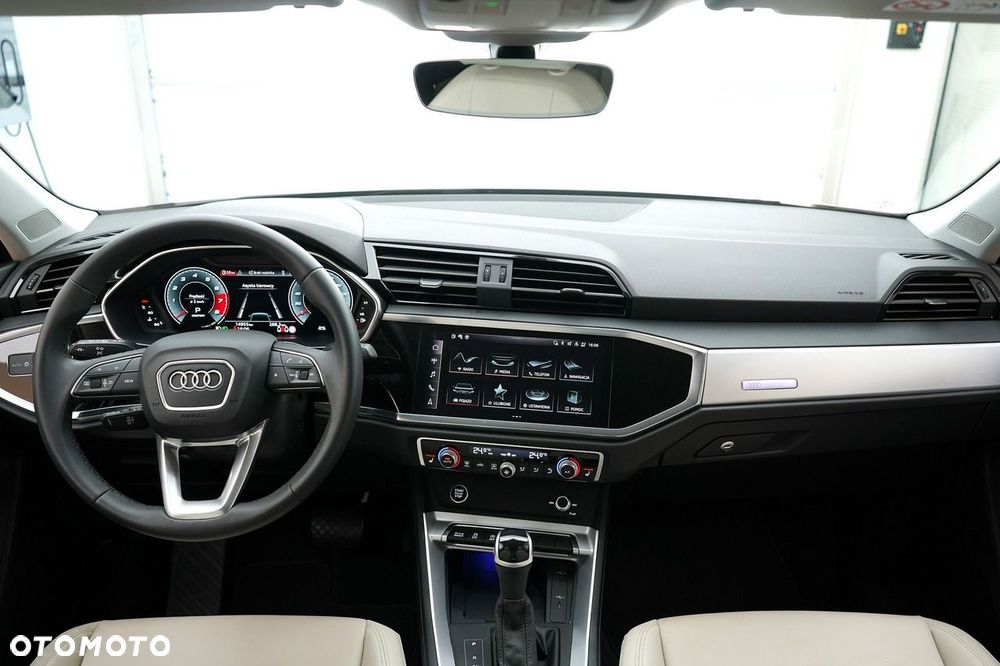 Audi Q3 Sportback - 28