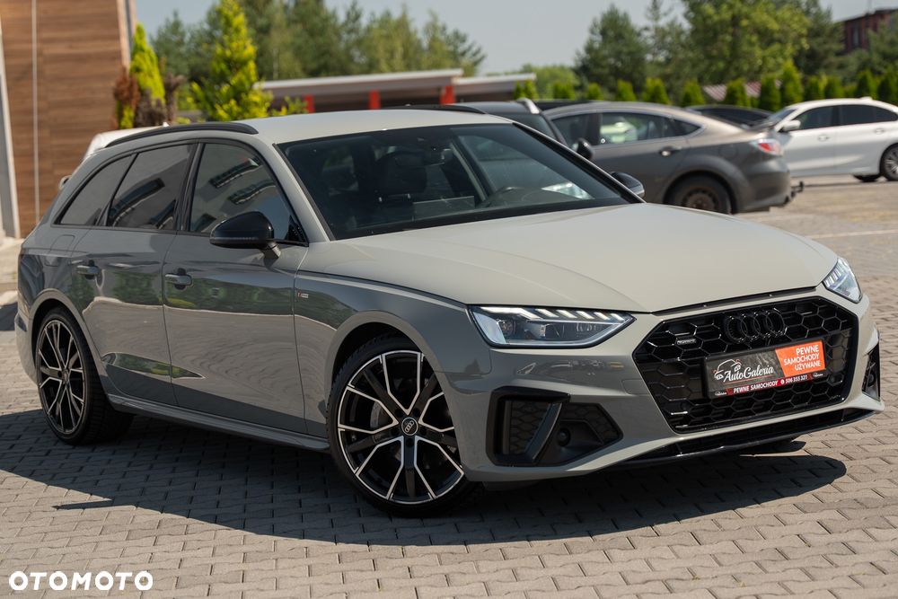 Audi A4 Avant 40 TFSI quattro S tronic S line - 4