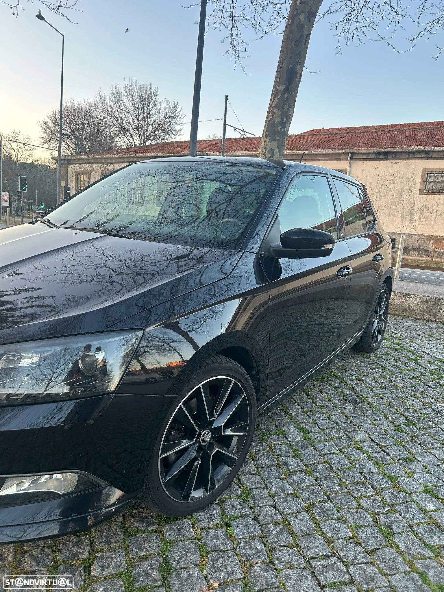 Skoda Fabia 1.0 TSI Black Edition - 4