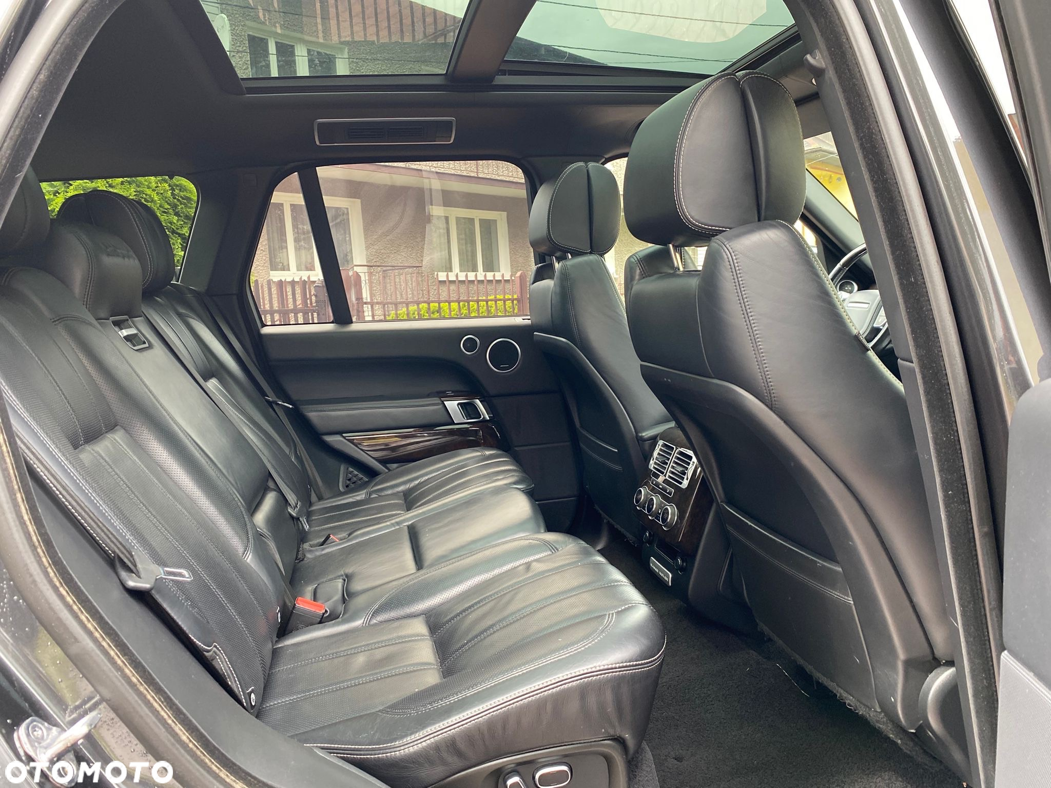 Land Rover Range Rover 3.0 TDV6 Autobiography - 14