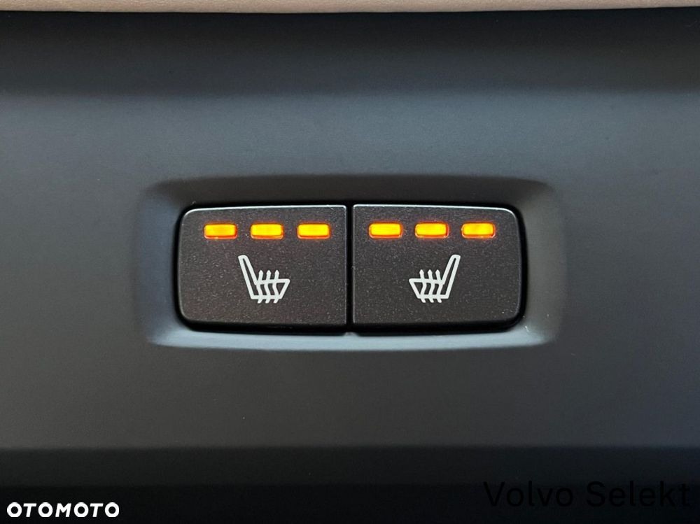 Volvo XC 90 - 31