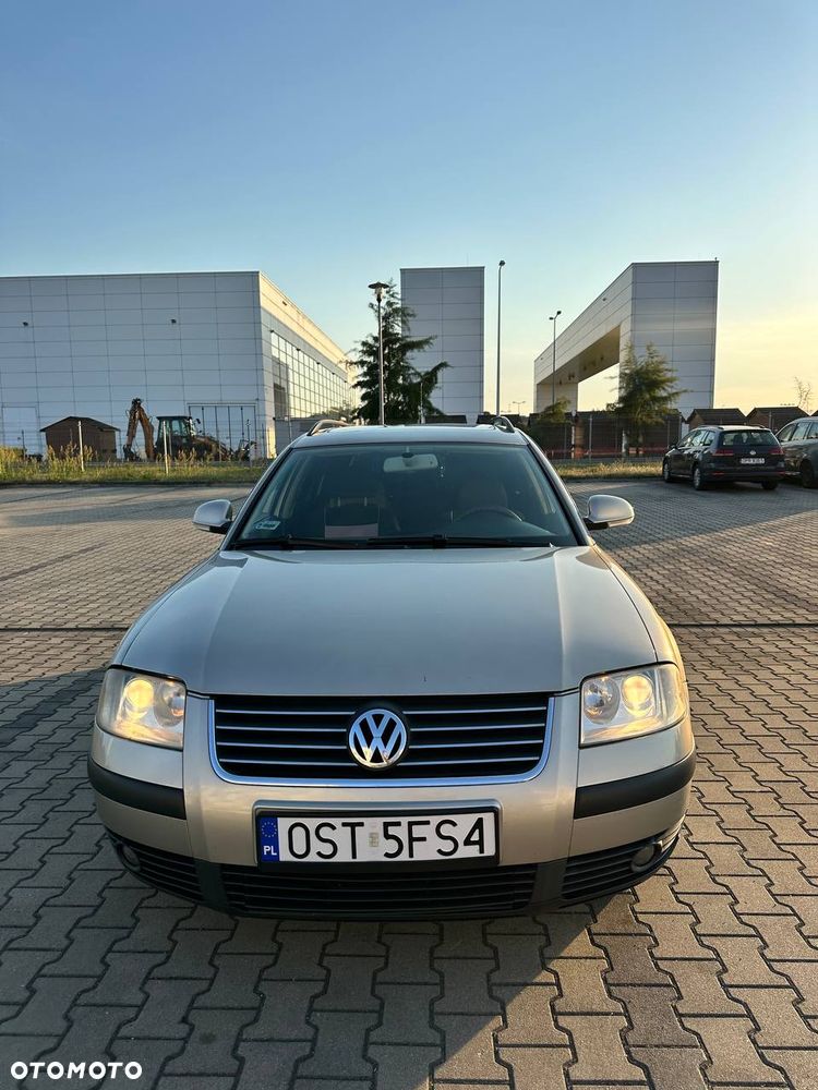 Volkswagen Passat 1.9 TDI Basis - 3