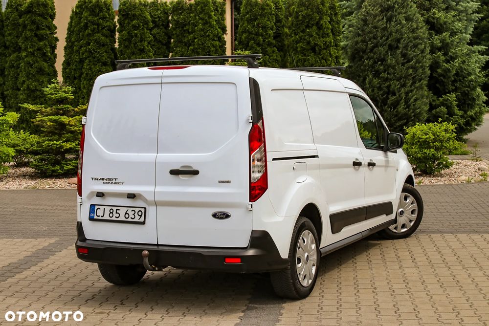 Ford Connect MAX - 7