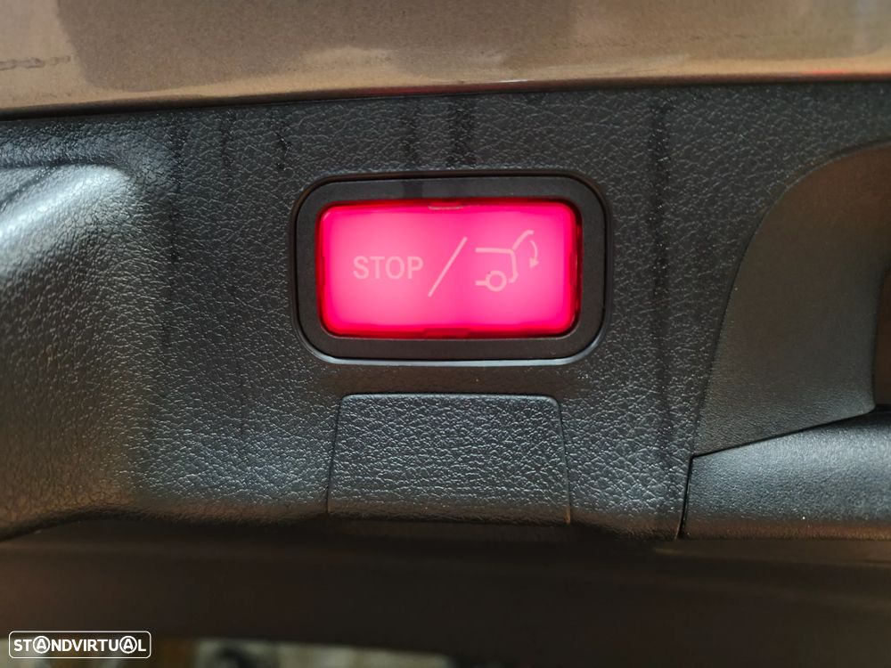 Mercedes-Benz CLA 250 e Shooting Brake Progressive - 20