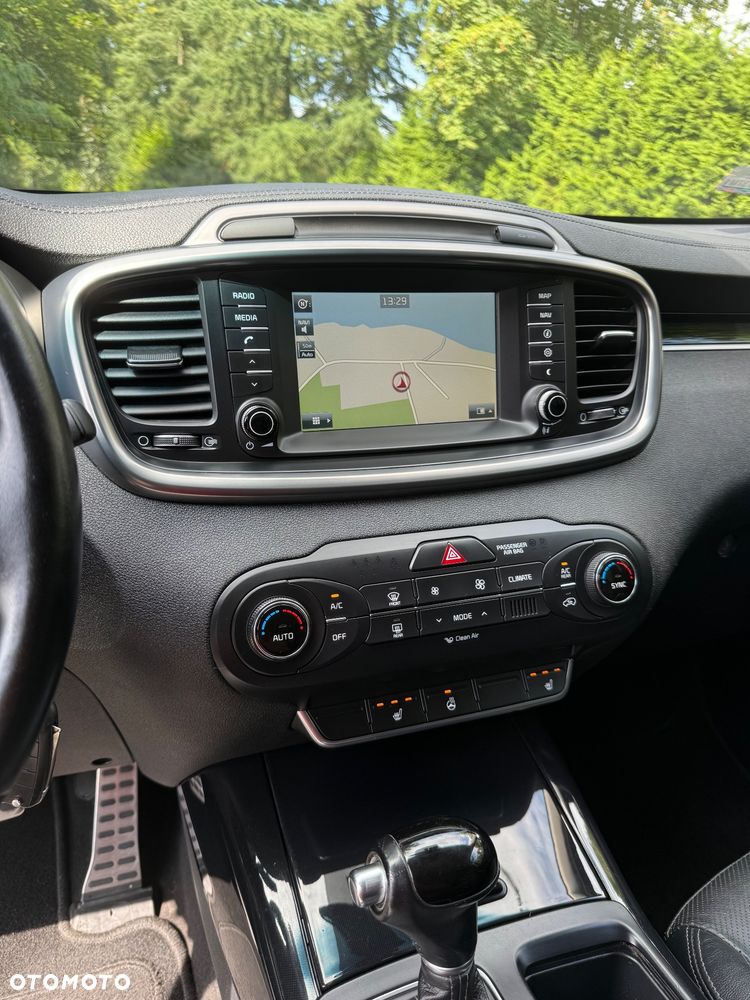Kia Sorento 2.0 CRDI Business Line Plus - 12