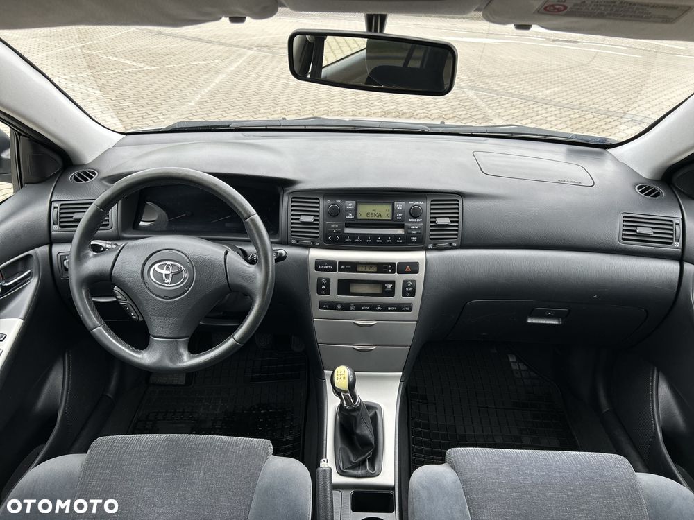 Toyota Corolla 1.6 Sol - 9