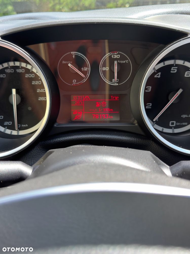 Alfa Romeo Giulietta 1.4 TB MultiAir Distinctive - 8