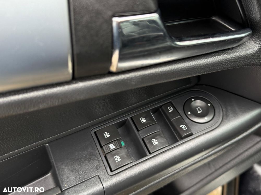 Opel Astra 1.7 CDTI DPF Cosmo - 12