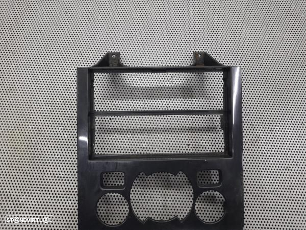 Moldura / Estrutura Consola Central / Rádio Peugeot 3008 Veículo Multi - 3
