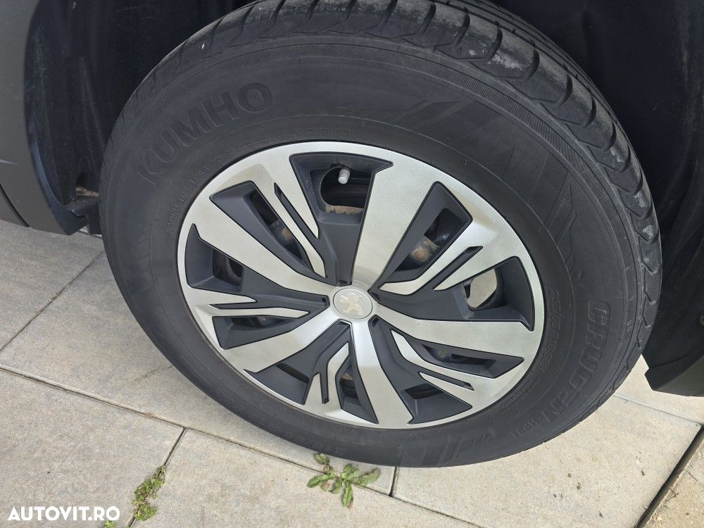 Peugeot 2008 1.5 BlueHDI FAP Active - 9