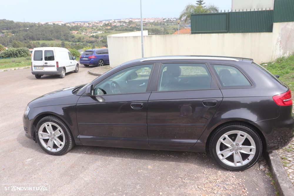 Audi A3 Sportback 1.6 TDI DPF Attraction - 3