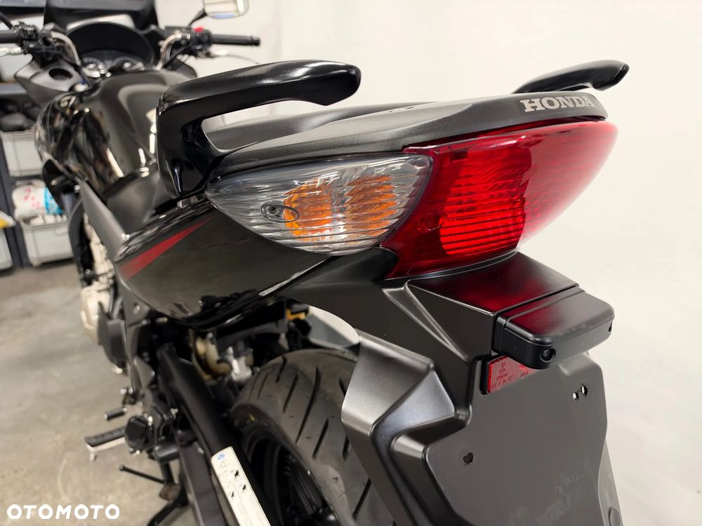 Honda CBF - 30