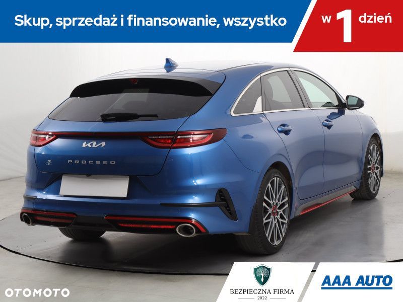 Kia ProCeed - 7