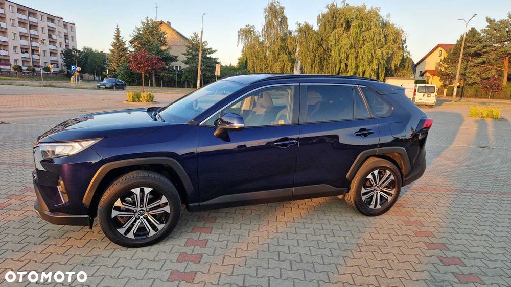 Toyota RAV4 - 3