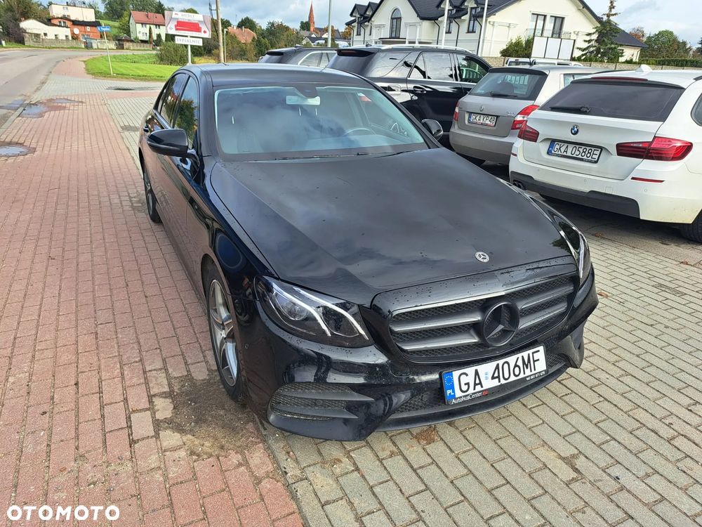 Mercedes-Benz Klasa E 220 d 9G-TRONIC - 2